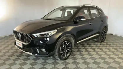 Usata MG ZS Luxury 111 CV (81 kW) 2023 Nero SUV