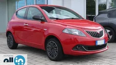 Rosso Usata 2022 Lancia Ypsilon Gold Due volumi | 11.900 € (Buon prezzo)