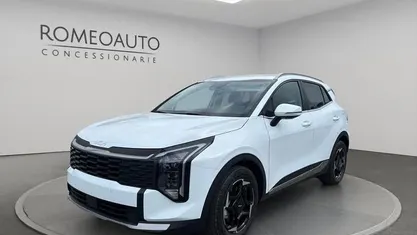 Nuova Kia Sportage Style 143 CV (105 kW) 2026 Deluxe white pastello SUV