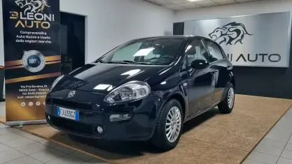 Usata Fiat Punto Street 95 CV (69 kW) 2017 Bluazzurro Utilitaria