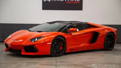 Usata Lamborghini Aventador 700 CV (514 kW) 2015 Arancione Cabrio