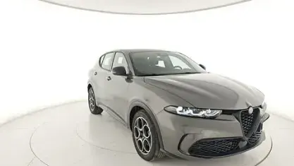 Second-hand Alfa Romeo Tonale Sprint 131 CP (96 kW) 2024 Gri SUV