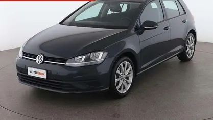 Grigio Usata 2018 VW Golf VII Trendline Tre volumi | 12.899 € (Ottimo prezzo)