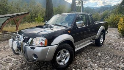 Gebraucht Nissan Navara XE 190 PS (139 kW) 2011 Schwarz Pickup