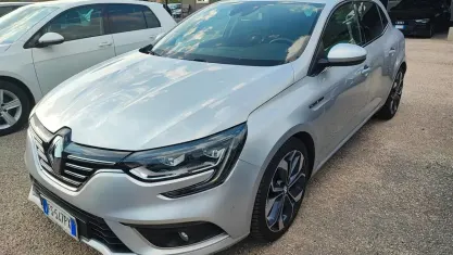 Usata Renault Mégane IV 110 CV (80 kW) 2018 Grigio Berlina