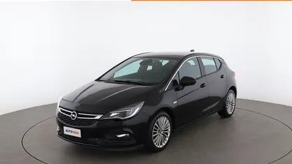 Nero Usata 2017 Opel Astra Innovation Tre volumi | 11.599 € (Cara)