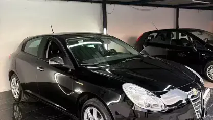 Usata Alfa Romeo Giulietta Progression 120 CV (88 kW) 2013 Nero Utilitaria