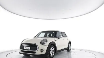Usata Mini ONE 102 CV (75 kW) 2015 Marrone Utilitaria