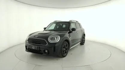 Käytetty Mini Cooper D Countryman 150 HP (110 kW) 2020 Musta Katumaasturi