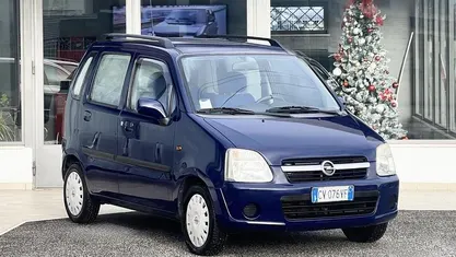 Usata 2005 Opel Agila Monovolume | 2700 € (Buon prezzo)