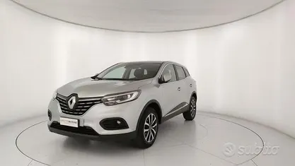 Begagnad Renault Kadjar Equilibre 140 HK (102 kW) 2022 Grå SUV