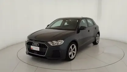 Usata Audi A1 Sportback Admired 95 CV (69 kW) 2020 Grigio metallizzato Utilitaria