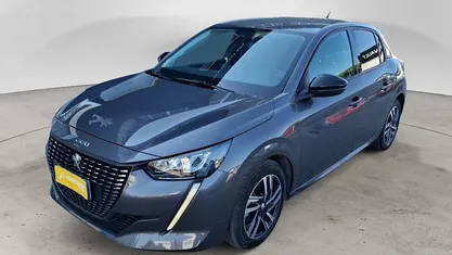 Grigio Usata 2023 Peugeot 208 Allure Utilitaria | 18.500 € (Buon prezzo)