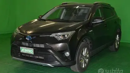 Occasion Toyota RAV4 Lounge 154 ch (113 kW) 2017 Noir SUV
