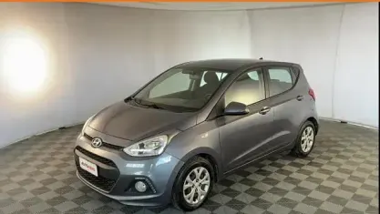 Usata Hyundai i10 67 CV (49 kW) 2015 Grigio Utilitaria