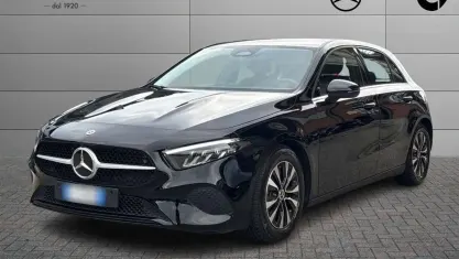 Usata Mercedes A180 Advanced 116 CV (85 kW) 2025 Nero Utilitaria