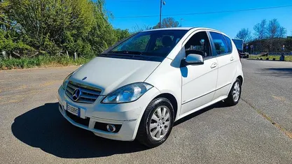 Usata Mercedes A180 Avantgarde 109 CV (80 kW) 2011 Berlina