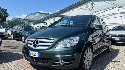 Verde Usata 2010 Mercedes B200 Premium Monovolume | 2990 € (Ottimo prezzo)