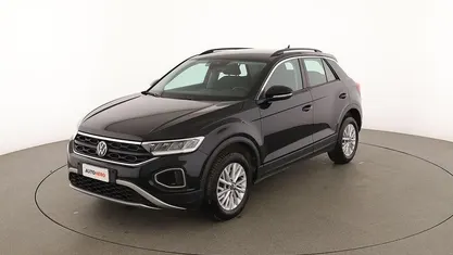 Usata VW T-Roc Life 150 CV (110 kW) 2024 Nero SUV
