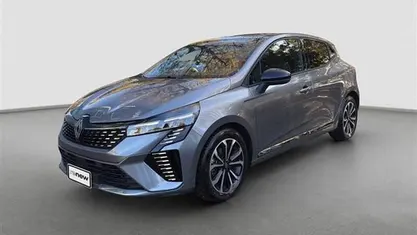 Usata 2025 Renault Clio V Techno Tre volumi | 16.900 € (Buon prezzo)