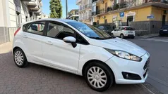 Bianco Usata 2016 Ford Fiesta Business Edition Due volumi | 4999 € (Super prezzo)