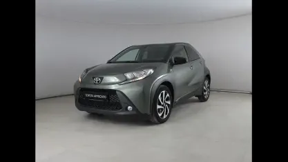 Usata Toyota Aygo X Trend 72 CV (52 kW) 2023 Verde SUV