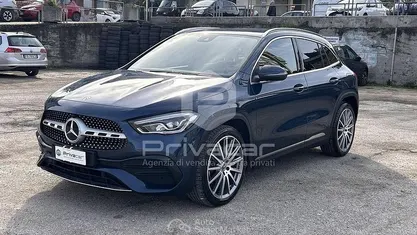Usata Mercedes GLA200 Premium 150 CV (110 kW) 2023 Blu SUV