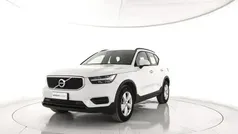 Bianco Usata 2022 Volvo XC40 Momentum SUV | 26.168 € (Ottimo prezzo)