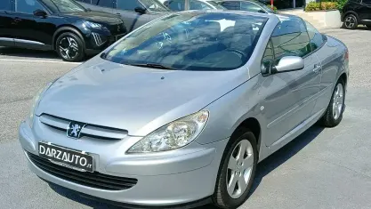 Usata Peugeot 307 CC 109 CV (80 kW) 2004 Grigio Cabrio