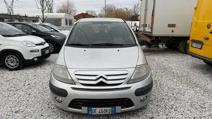 Grigio Usata 2007 Citroën C3 Elegance Tre volumi | 1599 € (Buon prezzo)