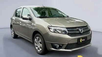 Käytetty Dacia Sandero Lauréate 75 HP (55 kW) 2014 Peessi Viistoperä