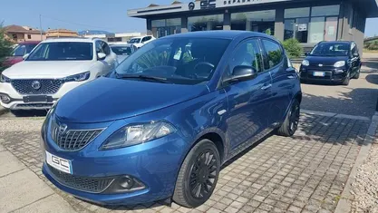 Blu/azzurro Usata 2022 Lancia Ypsilon S Due volumi | 11.500 € (Buon prezzo)