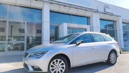 Usata Seat Leon ST Style 105 CV (77 kW) 2014 Grigio Station wagon