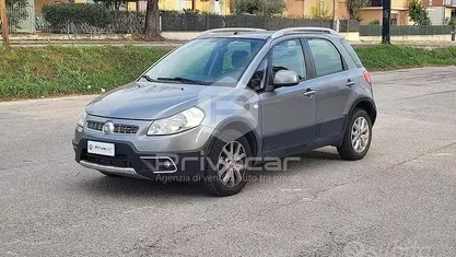 Usata Fiat Sedici Dynamic 135 CV (99 kW) 2011 Grigio SUV