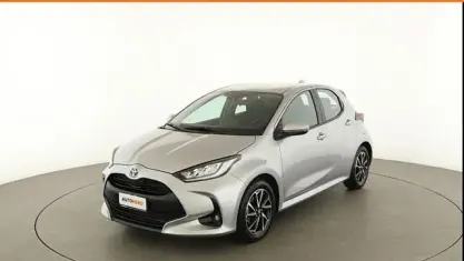Usata Toyota Yaris Trend 116 CV (85 kW) 2023 Grigio Utilitaria