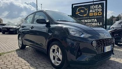 Używany Hyundai i10 67 KM (49 kW) 2022 Szary Hatchback