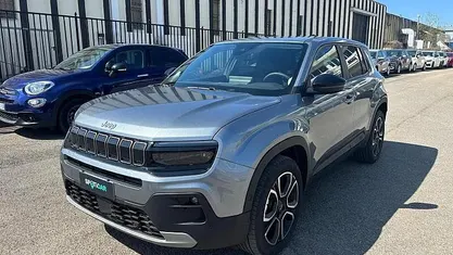 Usata Jeep Avenger 101 CV (74 kW) 2025 SUV