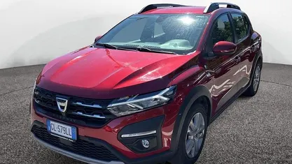 Rosso Usata 2022 Dacia Sandero Comfort Due volumi | 14.900 € (Buon prezzo)
