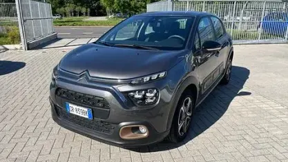 Begagnad Citroën C3 PureTech 83 HK (61 kW) 2023 Grå Halvkombi