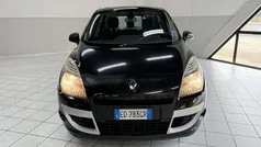 Nero Usata 2010 Renault Scénic III Luxe Monovolume | 3000 € (Buon prezzo)
