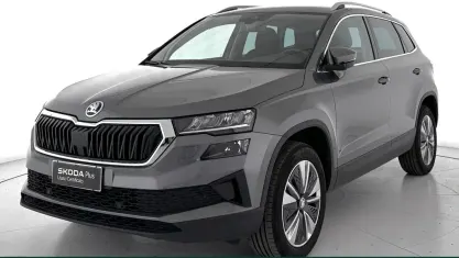 Usata Skoda Karoq Executive 110 CV (80 kW) 2022 Grigio / pastello SUV