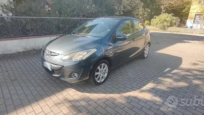 Usata Mazda 2 Trendy 75 CV (55 kW) 2011 Utilitaria