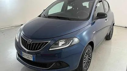 Usata 2024 Lancia Ypsilon S Due volumi | 13.400 € (Buon prezzo)