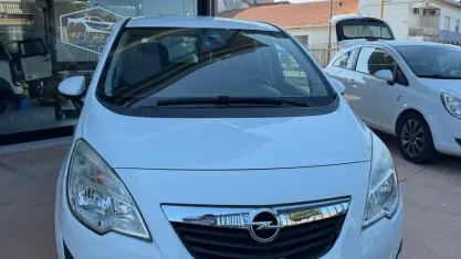 Usata Opel Meriva 95 CV (69 kW) 2014 Bianco Monovolume