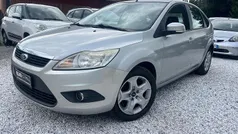 Usata 2009 Ford Focus Tre volumi | 2990 € (Buon prezzo)