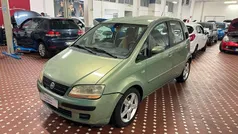 Usata 2005 Fiat Idea Emotion Monovolume | 2400 € (Buon prezzo)
