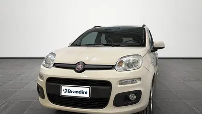 Begagnad Fiat Panda Lounge 69 HK (50 kW) 2017 Vit Halvkombi