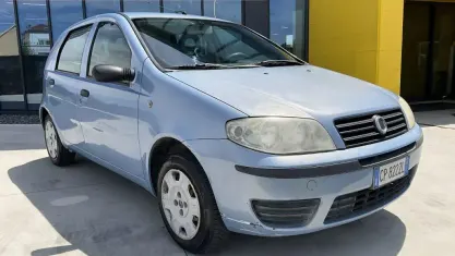 Usata Fiat Punto 60 CV (44 kW) 2004 Utilitaria
