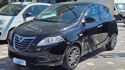 Nero Usata 2011 Lancia Ypsilon S Due volumi | 6500 € (Cara)