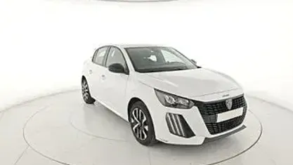 Usata Peugeot 208 Allure 110 CV (80 kW) 2025 Nero Utilitaria